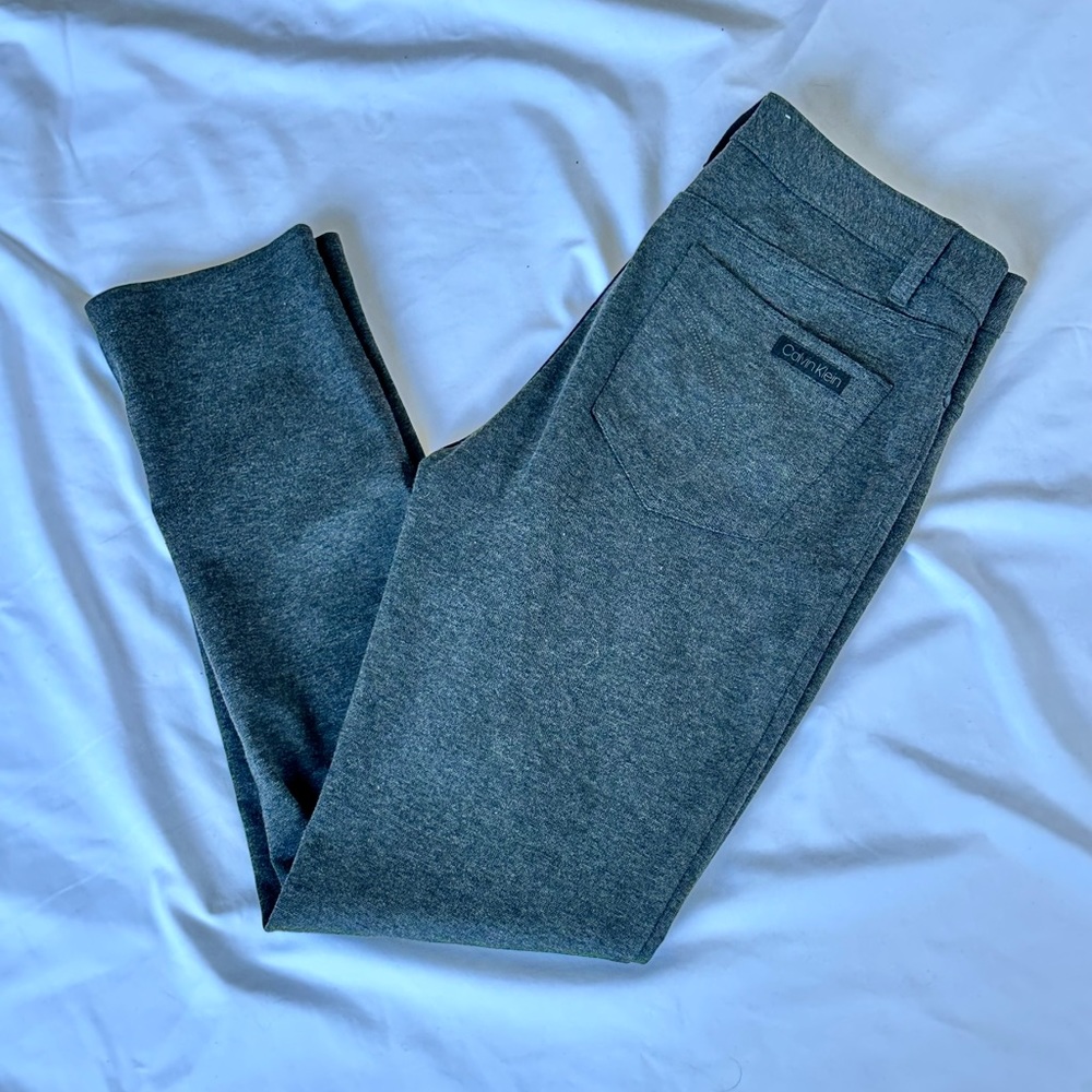 Ladies Calvin Klein Jeggings. Charcoal size 10